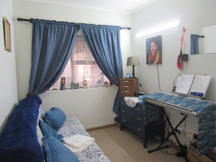 3 Bedroom Property for Sale in Deoville Park Western Cape